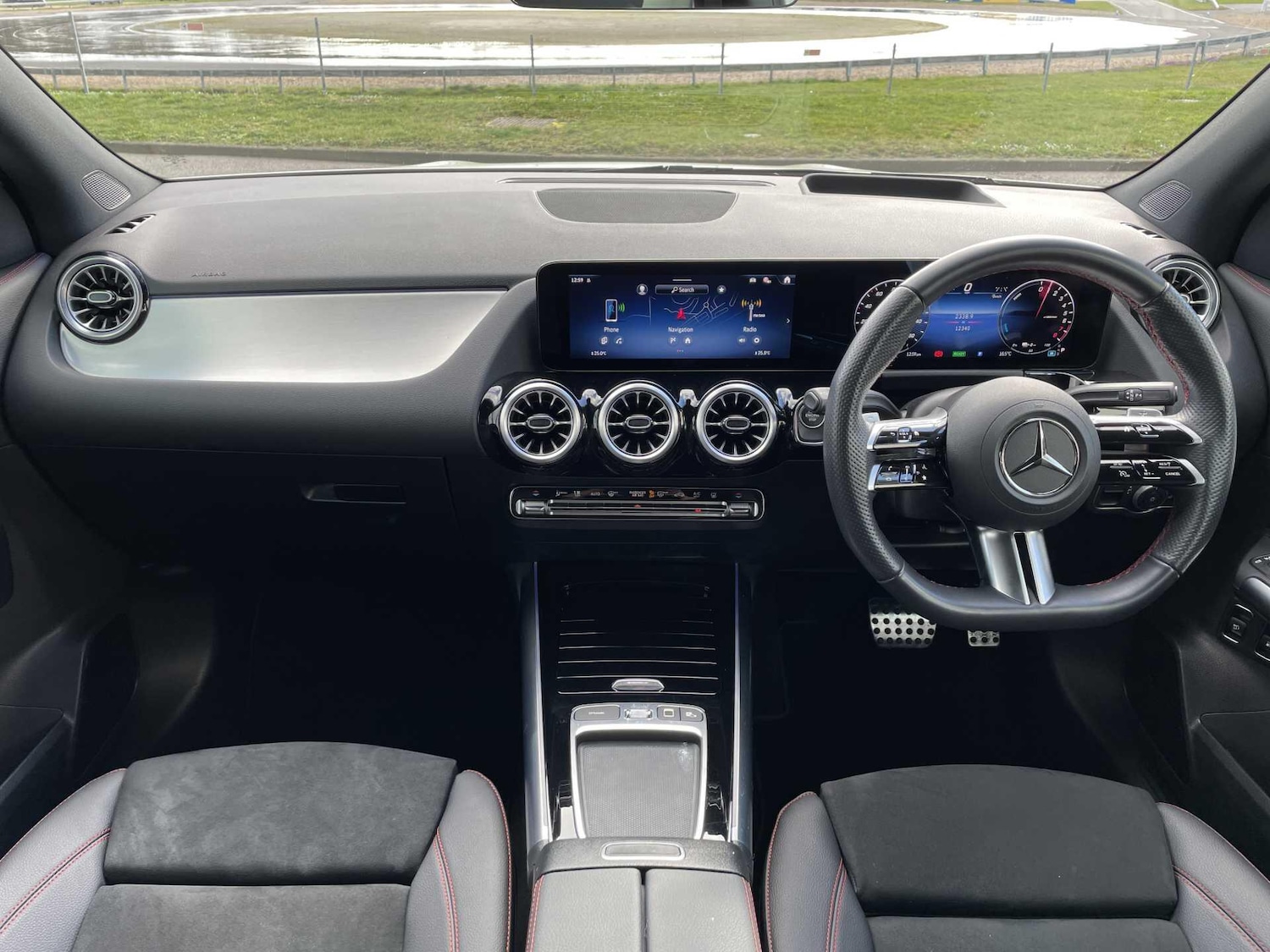 Used Mercedes-Benz GLA 2025 for sale - 77898203: Photo 14