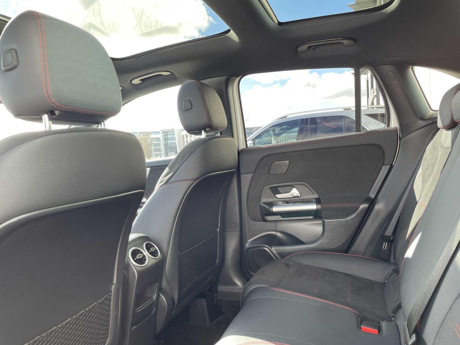 Used Mercedes-Benz GLA 2025 for sale - 77898203: Photo 35