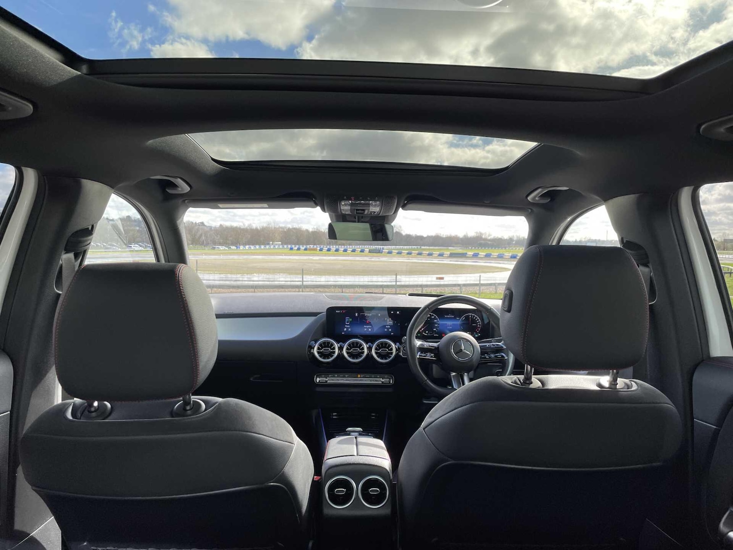 Used Mercedes-Benz GLA 2025 for sale - 77898203: Photo 39