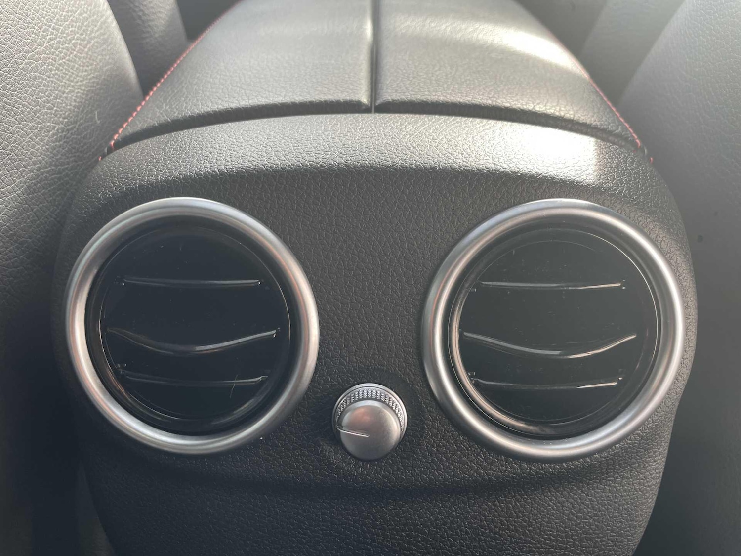 Used Mercedes-Benz C Class 2019 for sale - 77599902: Photo 12