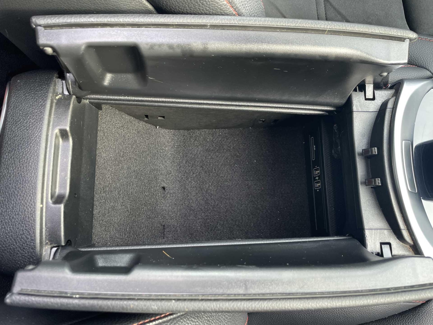 Used Mercedes-Benz C Class 2019 for sale - 77599902: Photo 22