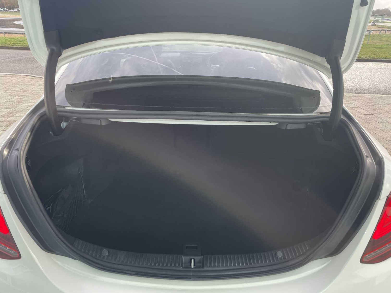 Used Mercedes-Benz C Class 2019 for sale - 77599902: Photo 9