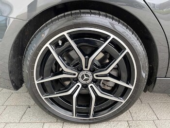 Used Mercedes-Benz C Class 2025 for sale - 78034466: Photo