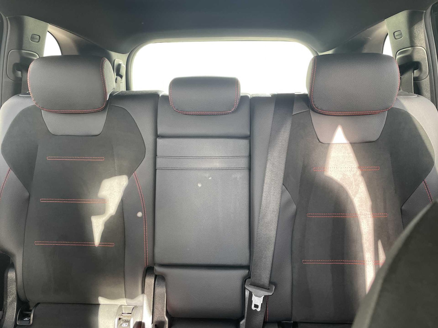 Used Mercedes-Benz GLB 2025 for sale - 77599903: Photo 10