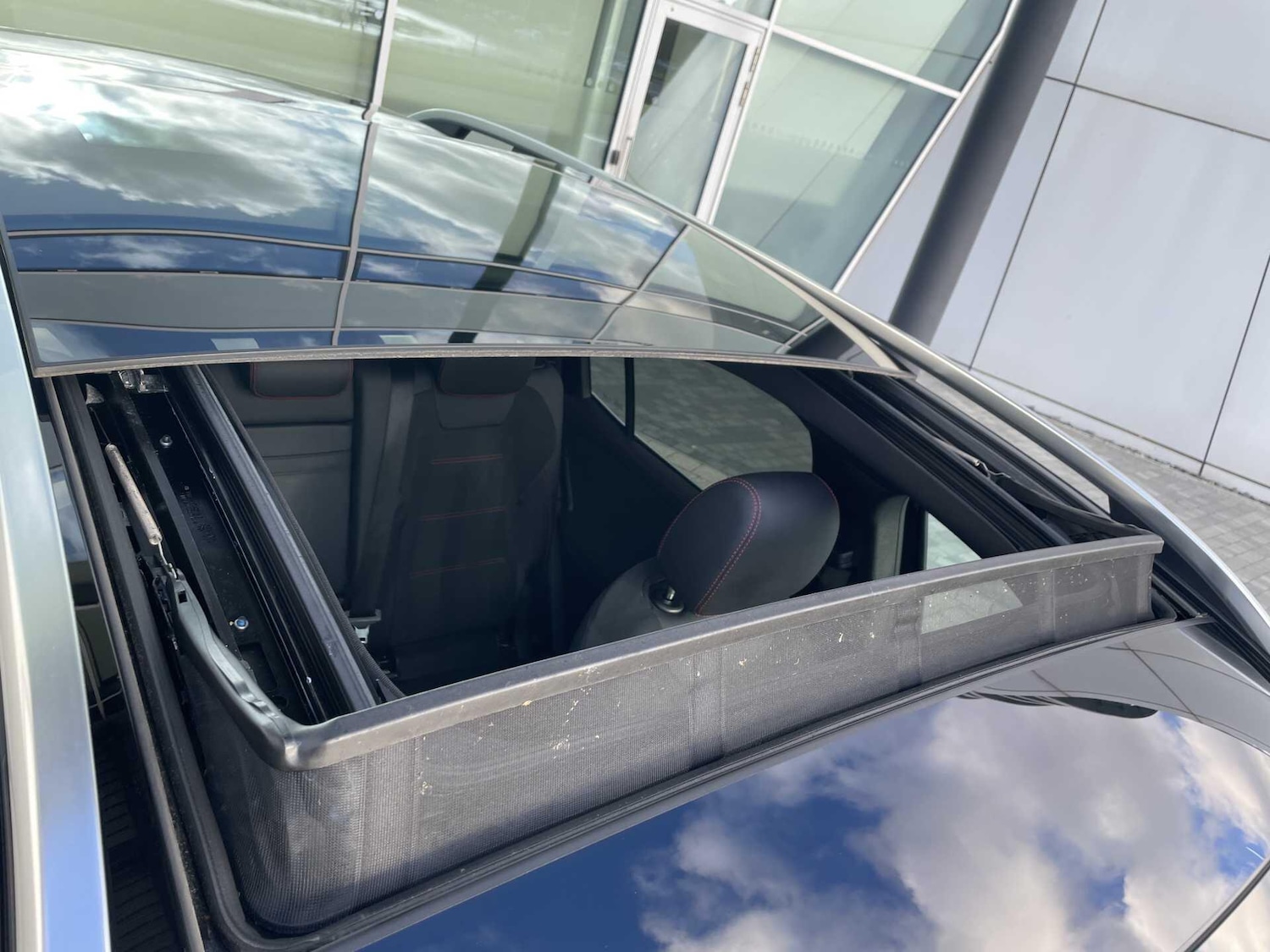 Used Mercedes-Benz GLB 2025 for sale - 77599903: Photo 25