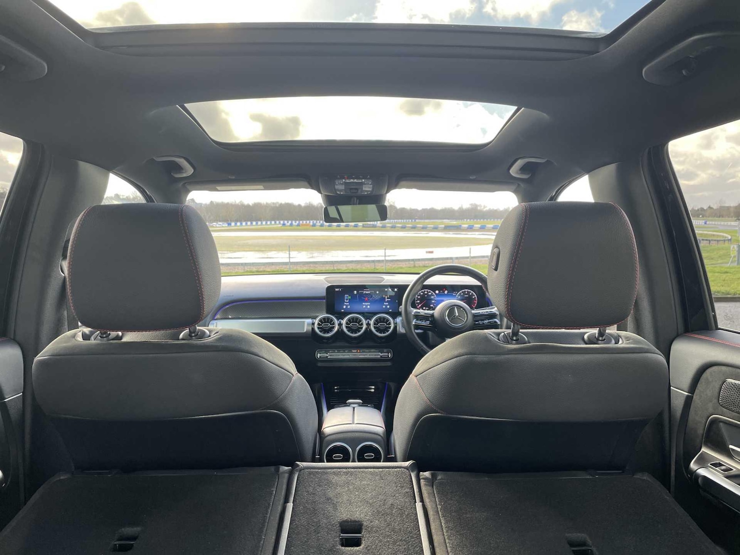 Used Mercedes-Benz GLB 2025 for sale - 77599903: Photo 38