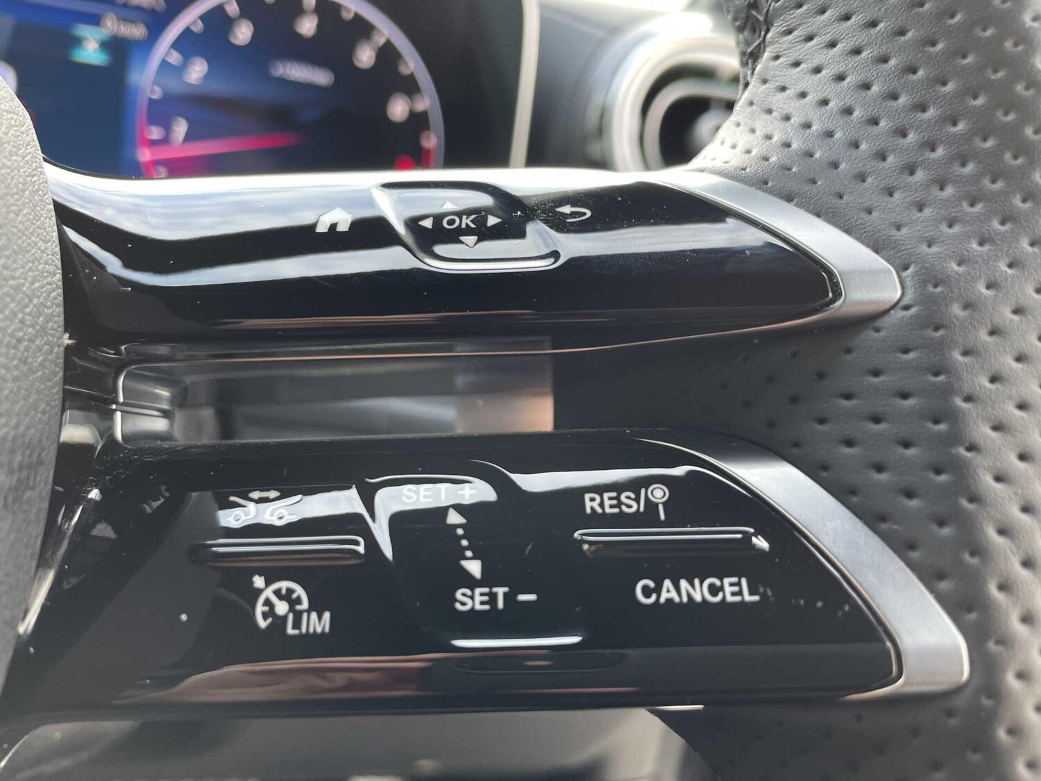 Used Mercedes-Benz GLC 2025 for sale - 77599874: Photo 17