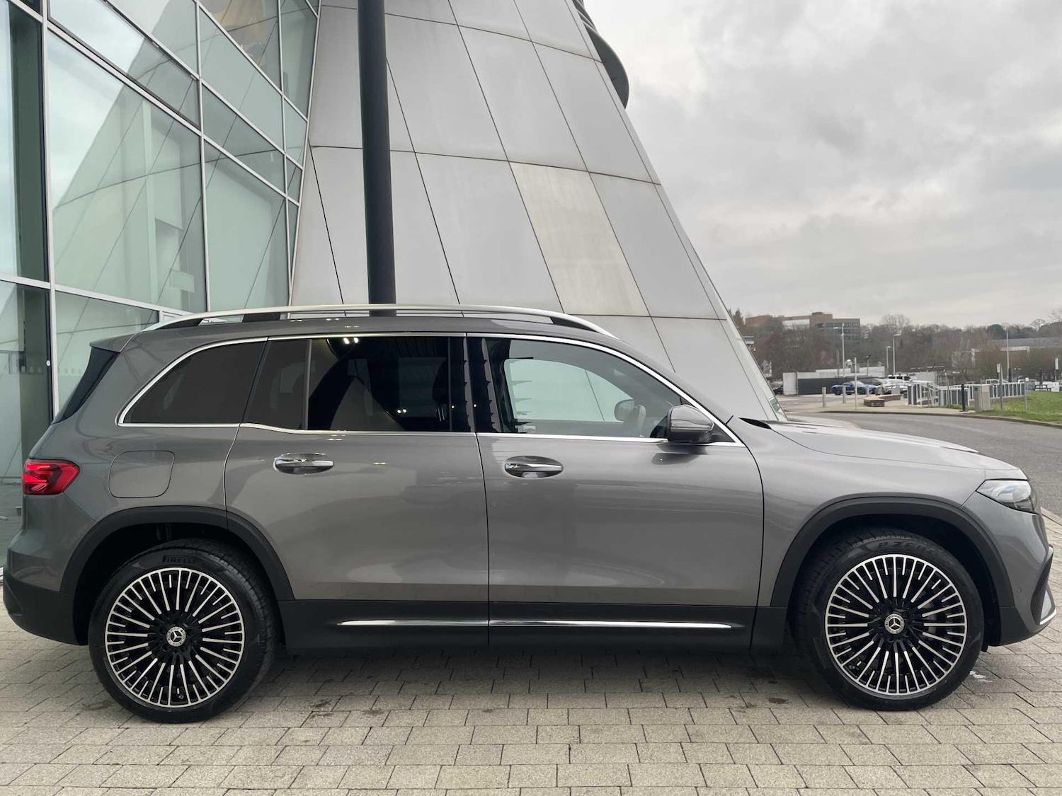 Used Mercedes-Benz EQB 2024 for sale - 77599869: Photo 2