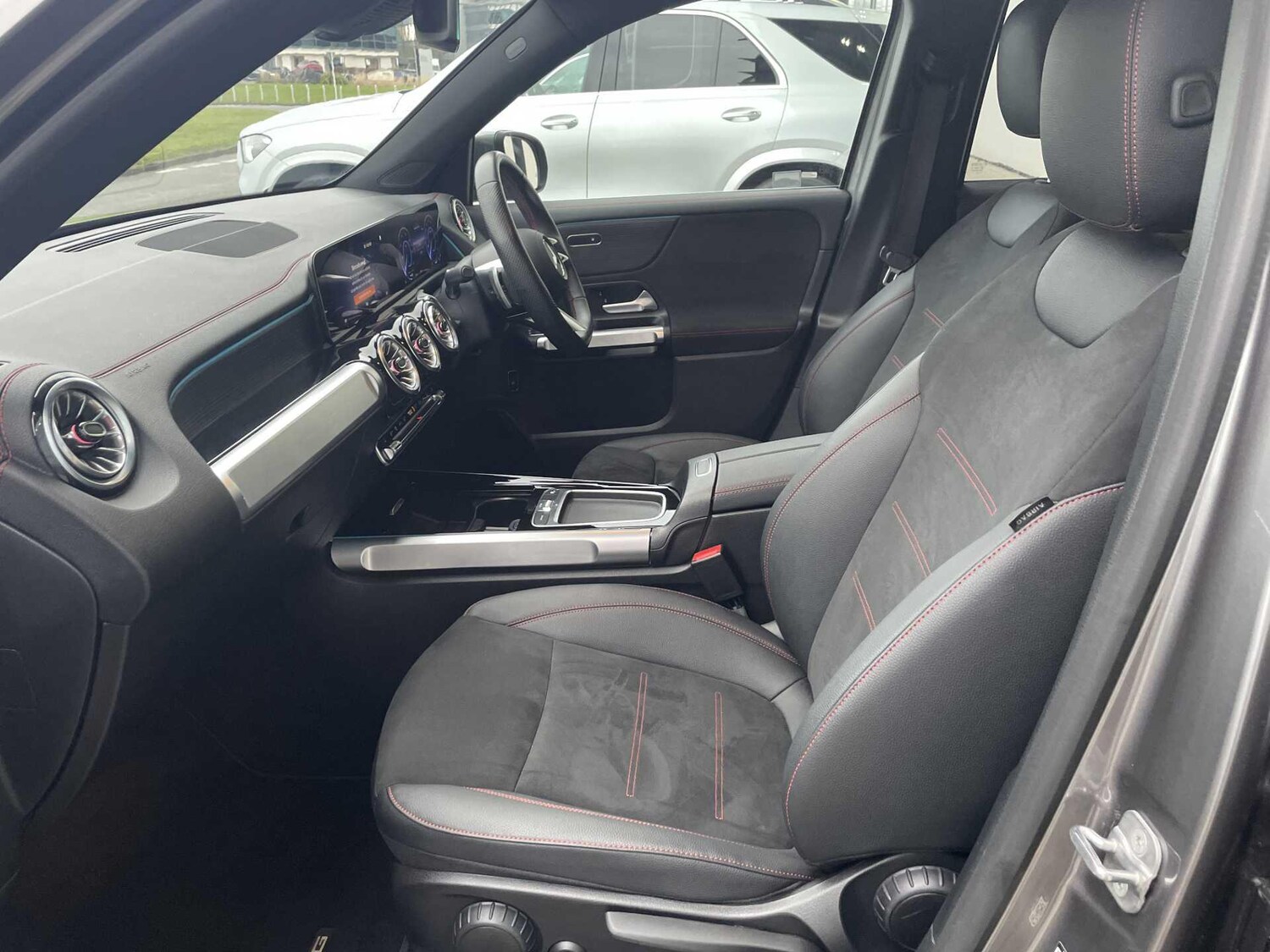 Used Mercedes-Benz EQB 2024 for sale - 77599869: Photo 8