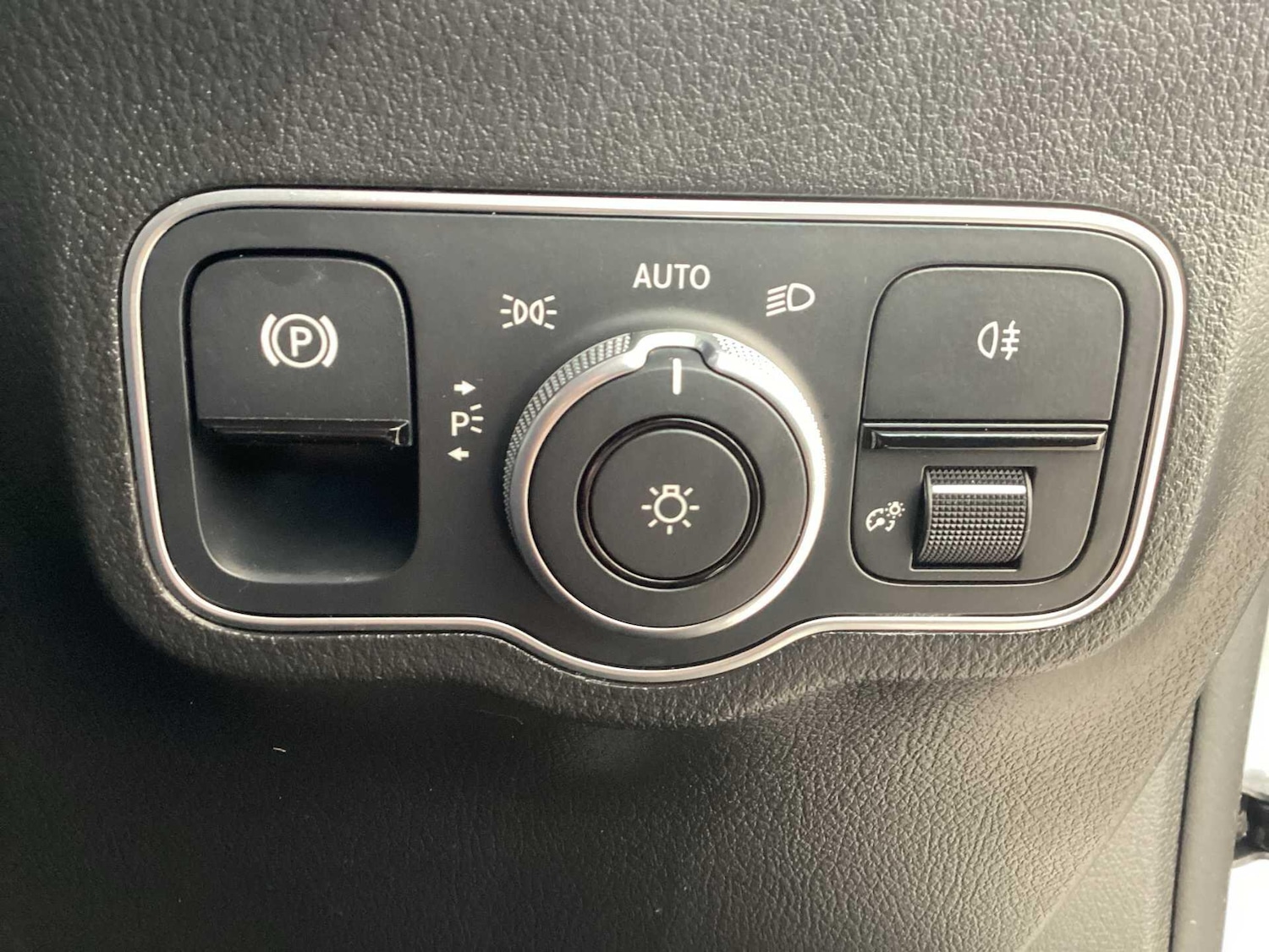 Used Mercedes-Benz GLA 2022 for sale - 77599883: Photo 15