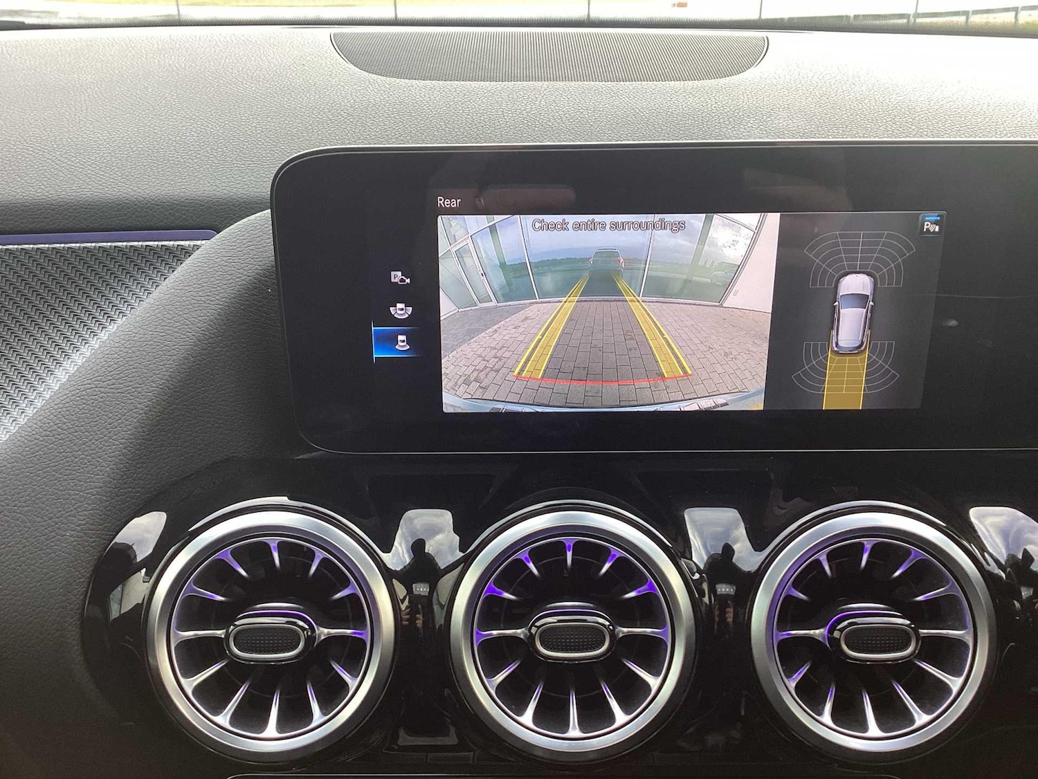 Used Mercedes-Benz GLA 2022 for sale - 77599883: Photo 24