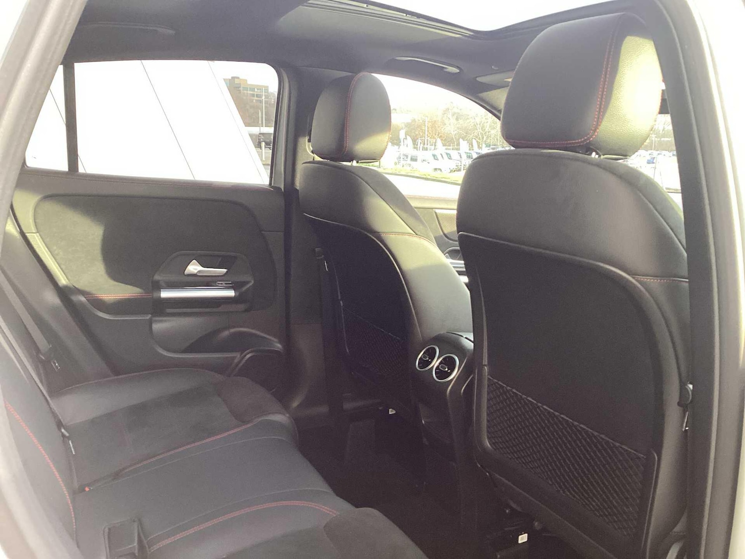 Used Mercedes-Benz GLA 2022 for sale - 77599883: Photo 32