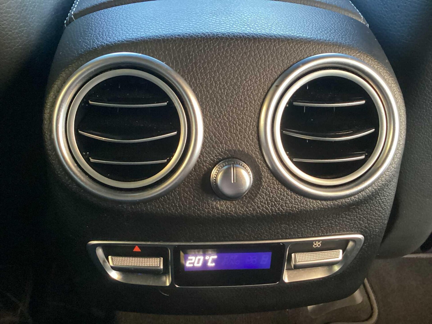 Used Mercedes-Benz GLC 2023 for sale - 77599893: Photo 13