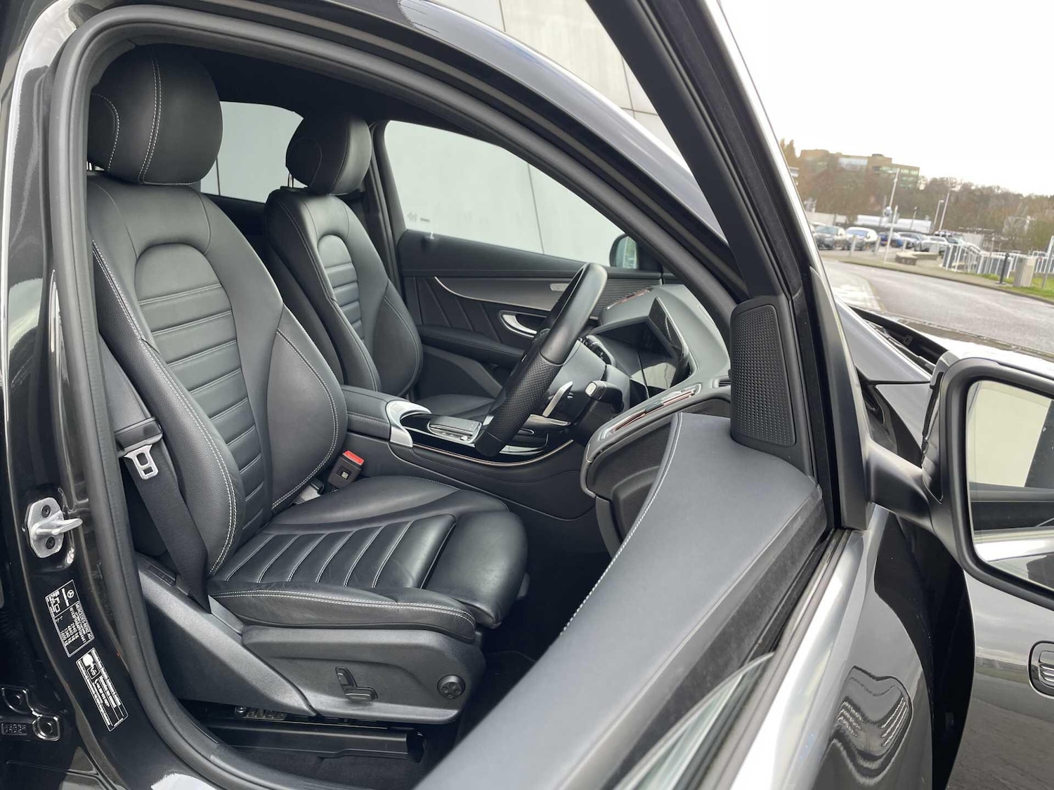 Used Mercedes-Benz EQC 2023 for sale - 77599888: Photo 31