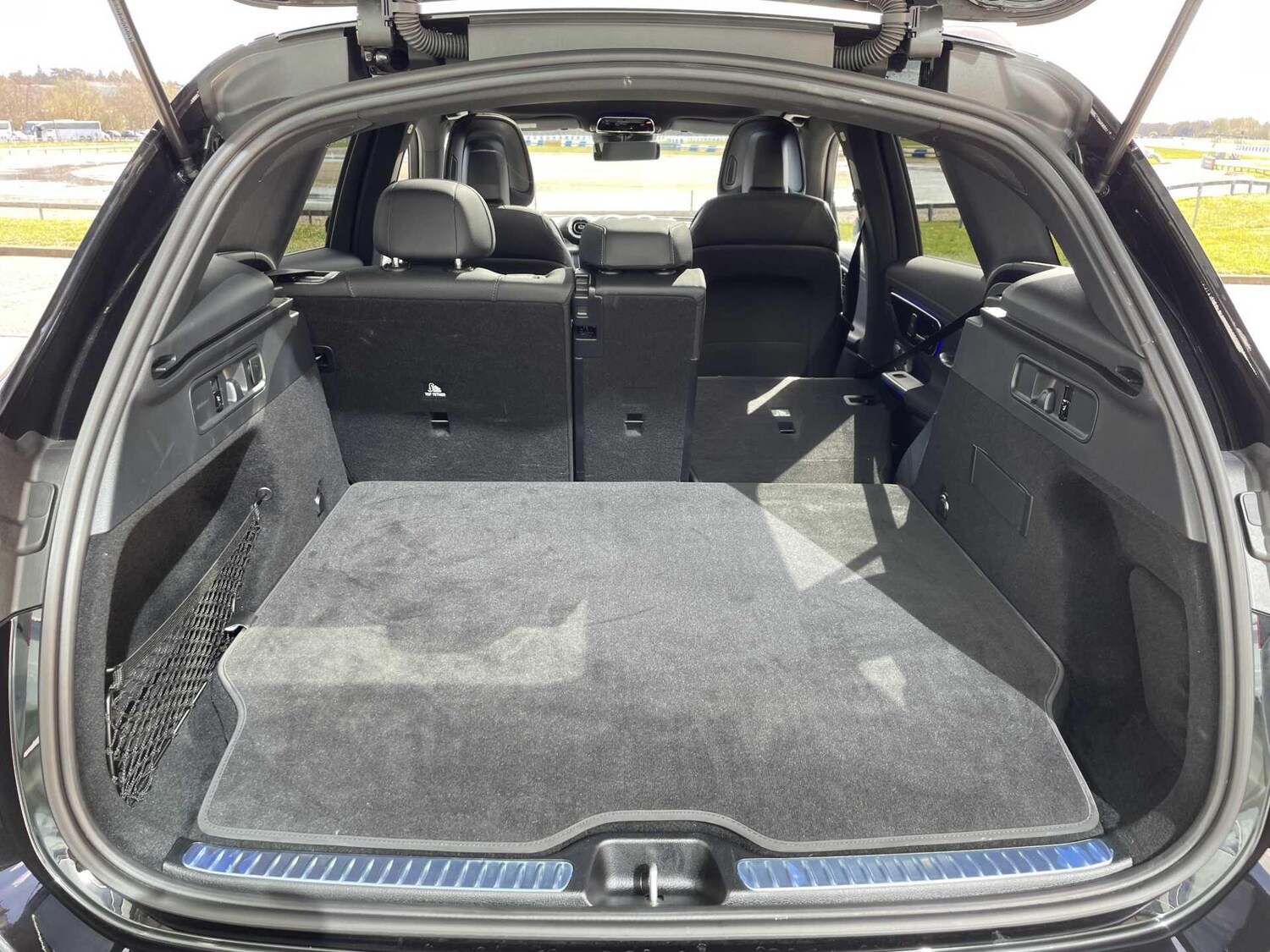 Used Mercedes-Benz GLC 2025 for sale - 78033652: Photo 40