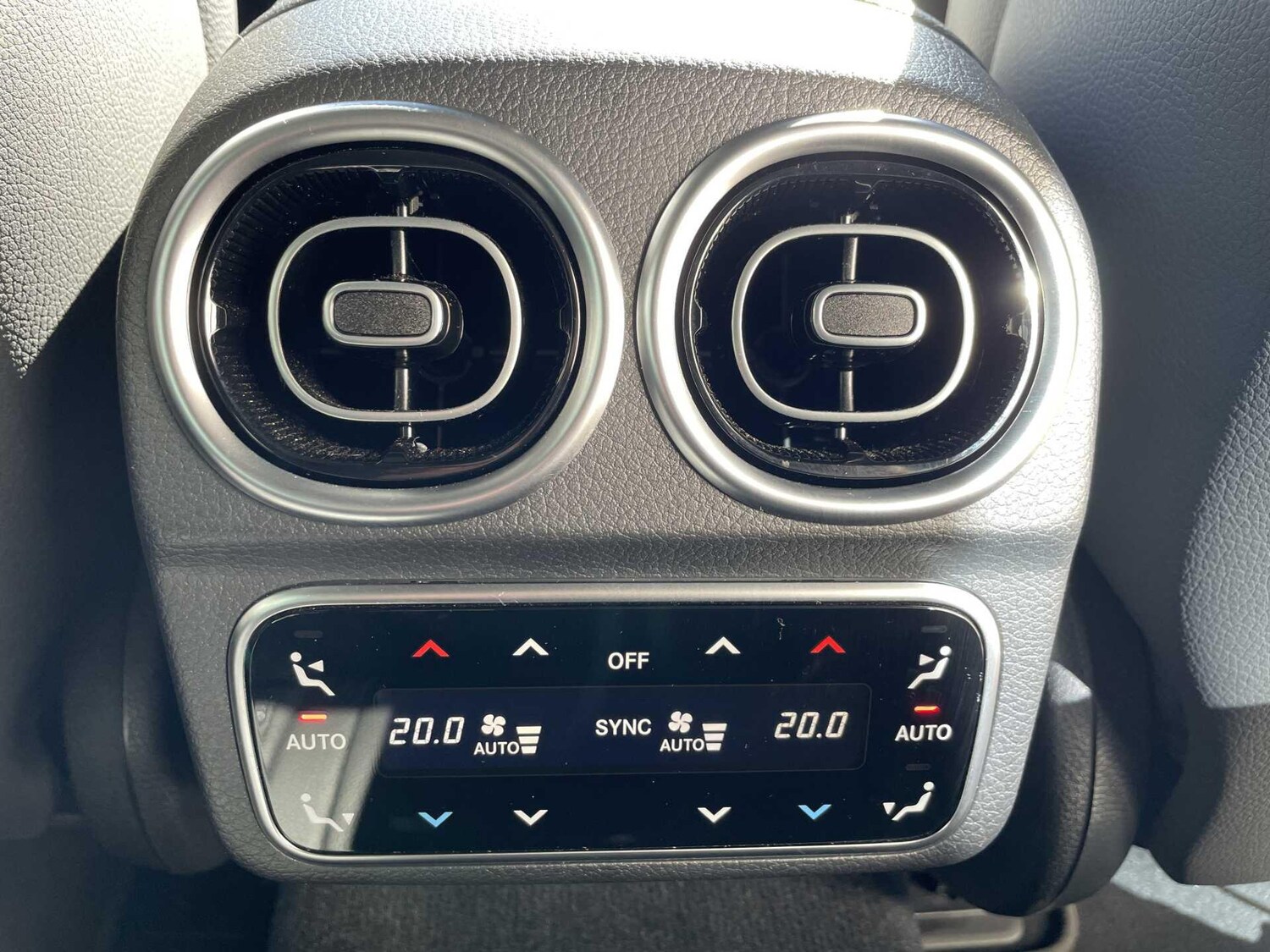 Used Mercedes-Benz C Class 2023 for sale - 77940081: Photo 12