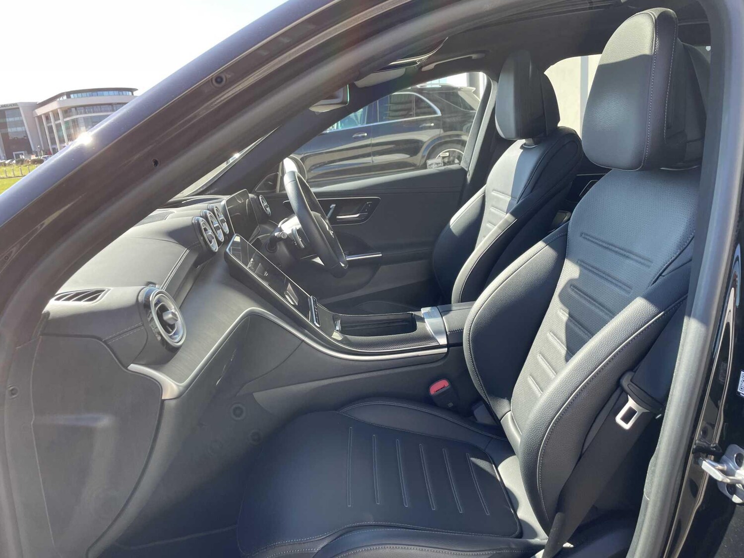 Used Mercedes-Benz C Class 2023 for sale - 77940081: Photo 32