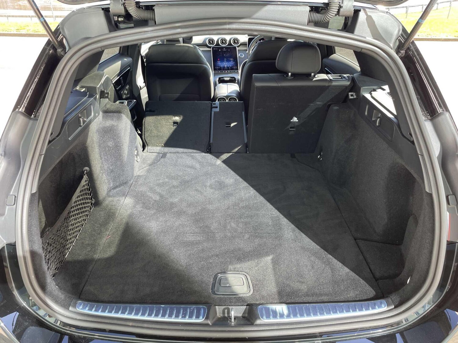 Used Mercedes-Benz C Class 2023 for sale - 77940081: Photo 37