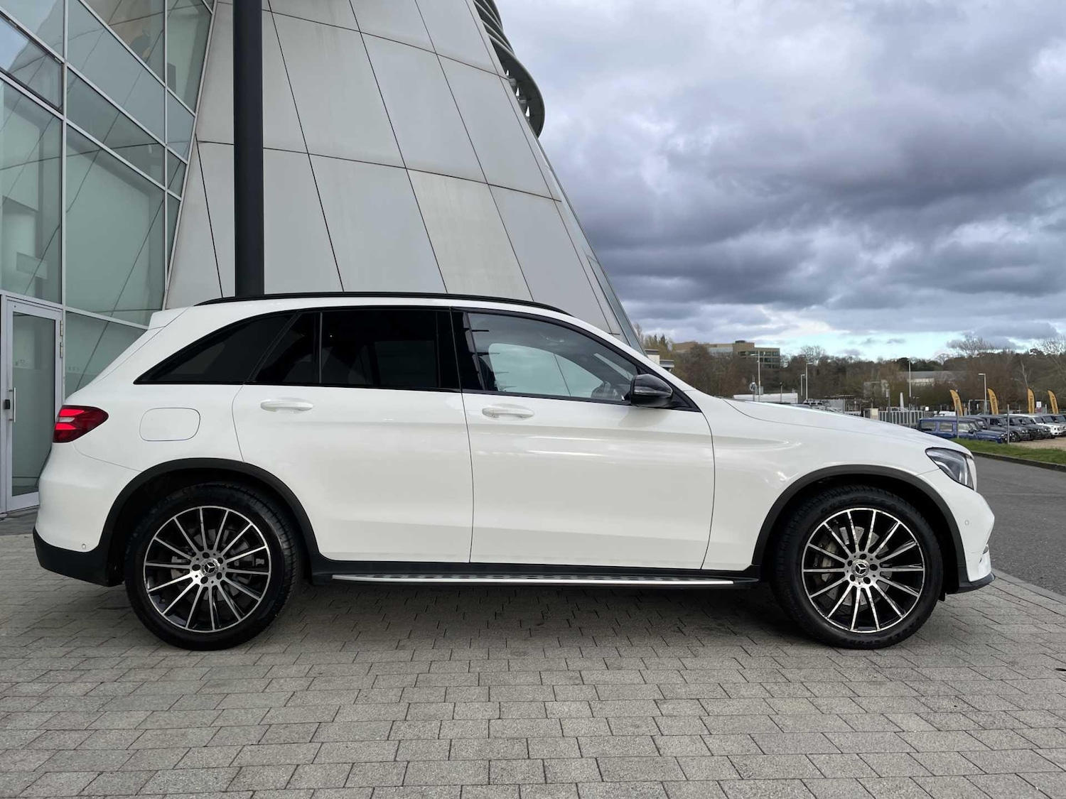 Used Mercedes-Benz GLC for sale - 77823968: Photo 2