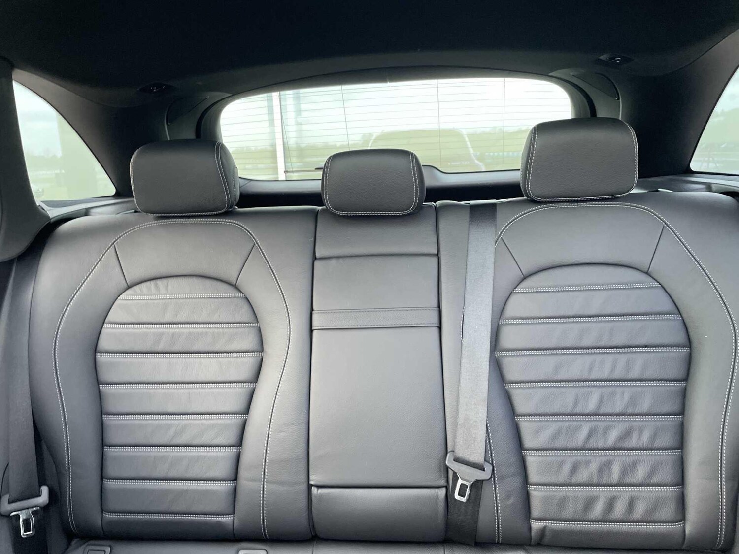 Used Mercedes-Benz GLC 2022 for sale - 77599917: Photo 9