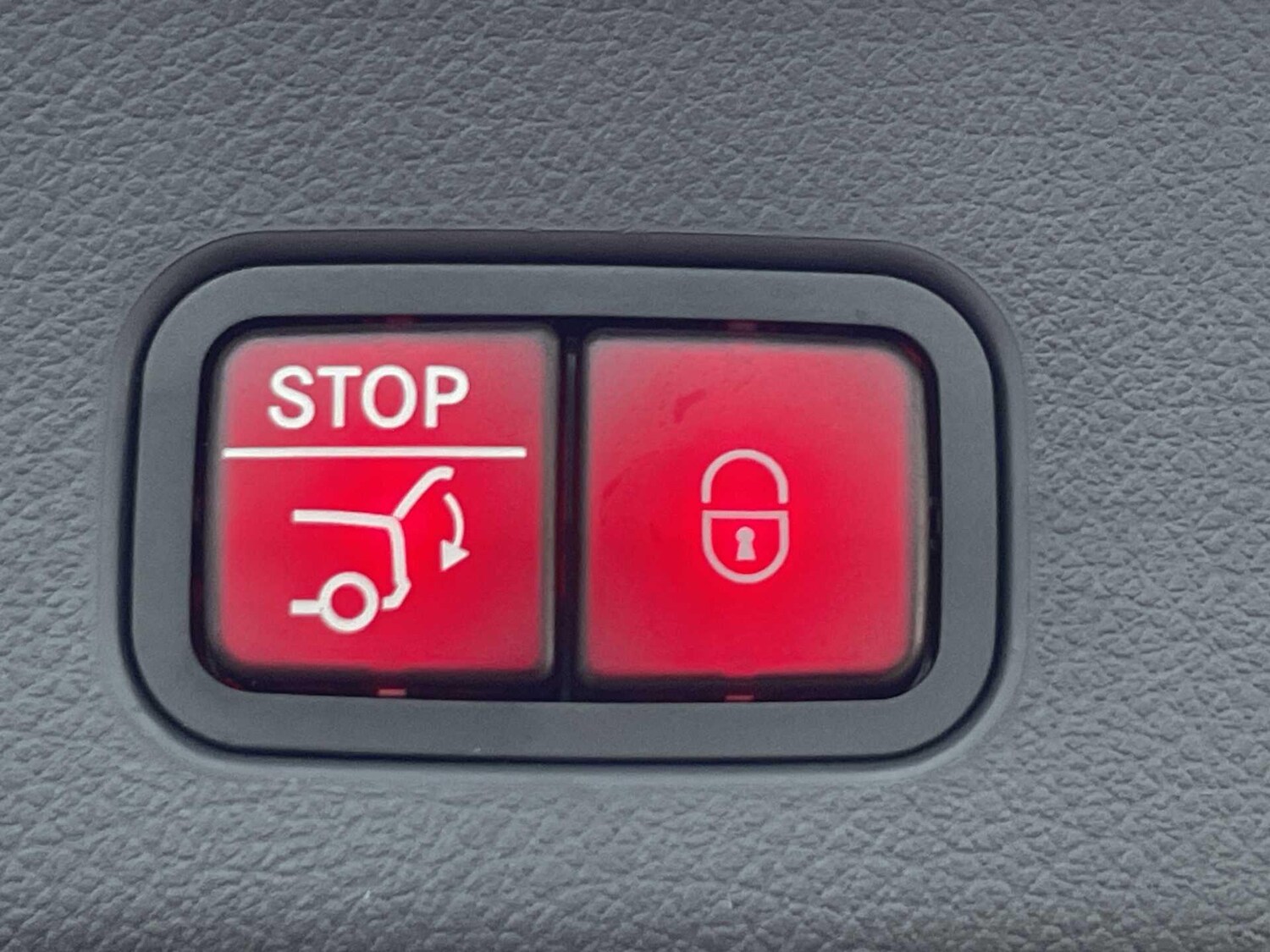 Used Mercedes-Benz GLC 2025 for sale - 77599904: Photo 11