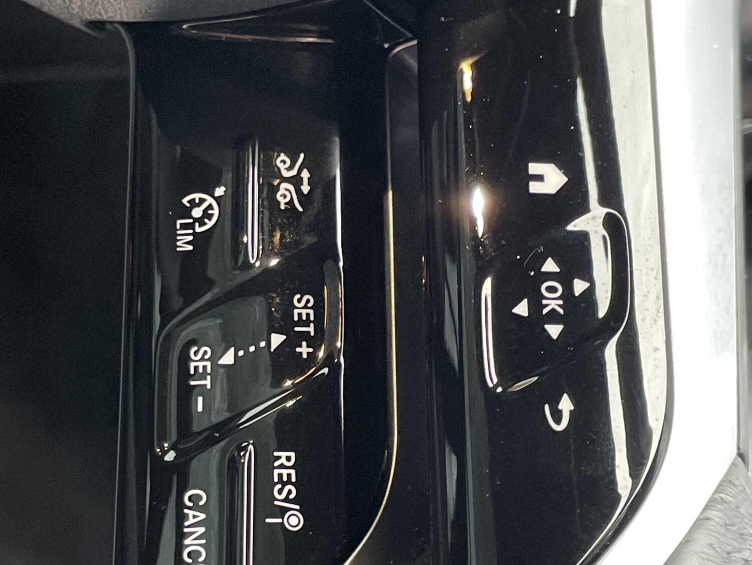 Used Mercedes-Benz GLC 2025 for sale - 77599904: Photo 17