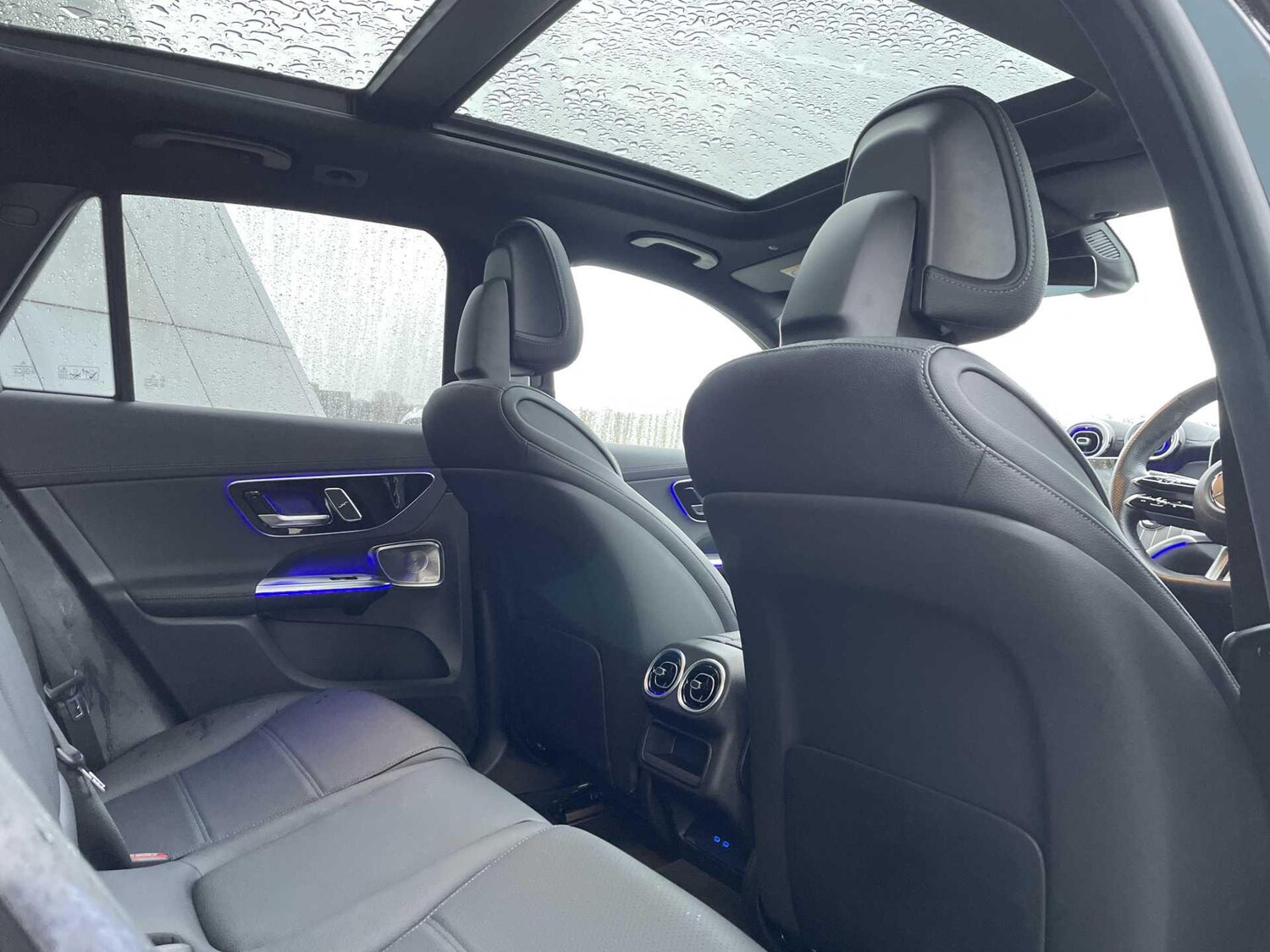 Used Mercedes-Benz GLC 2025 for sale - 77599904: Photo 32