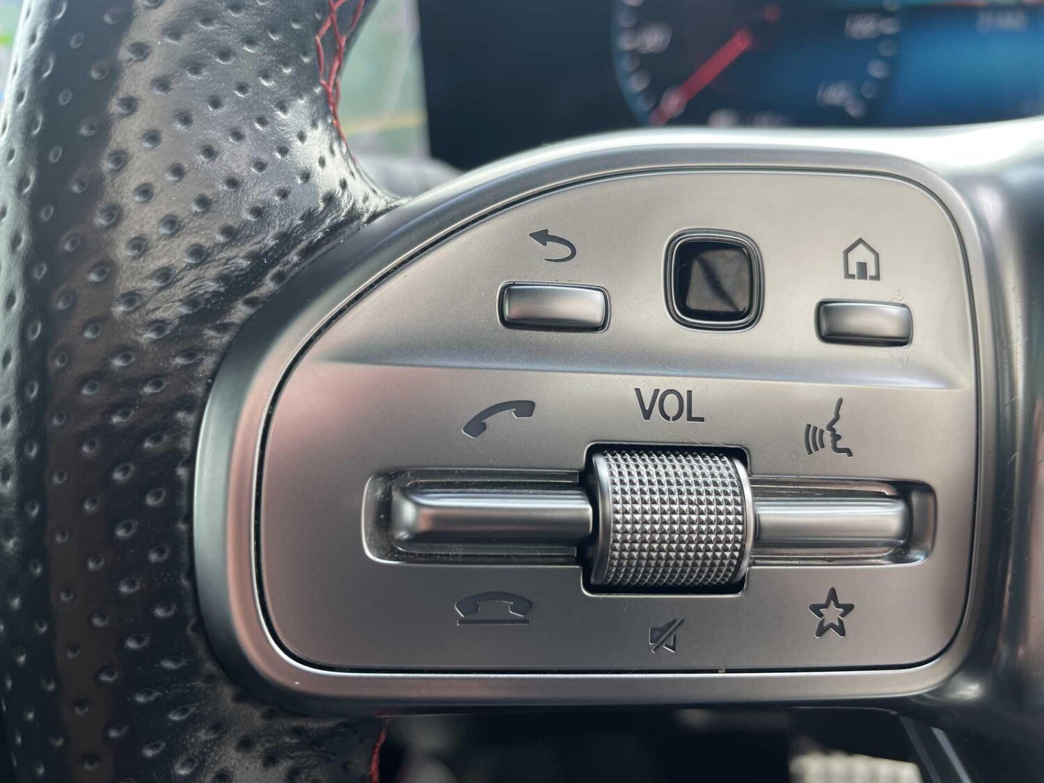 Used Mercedes-Benz EQB 2022 for sale - 77599871: Photo 20