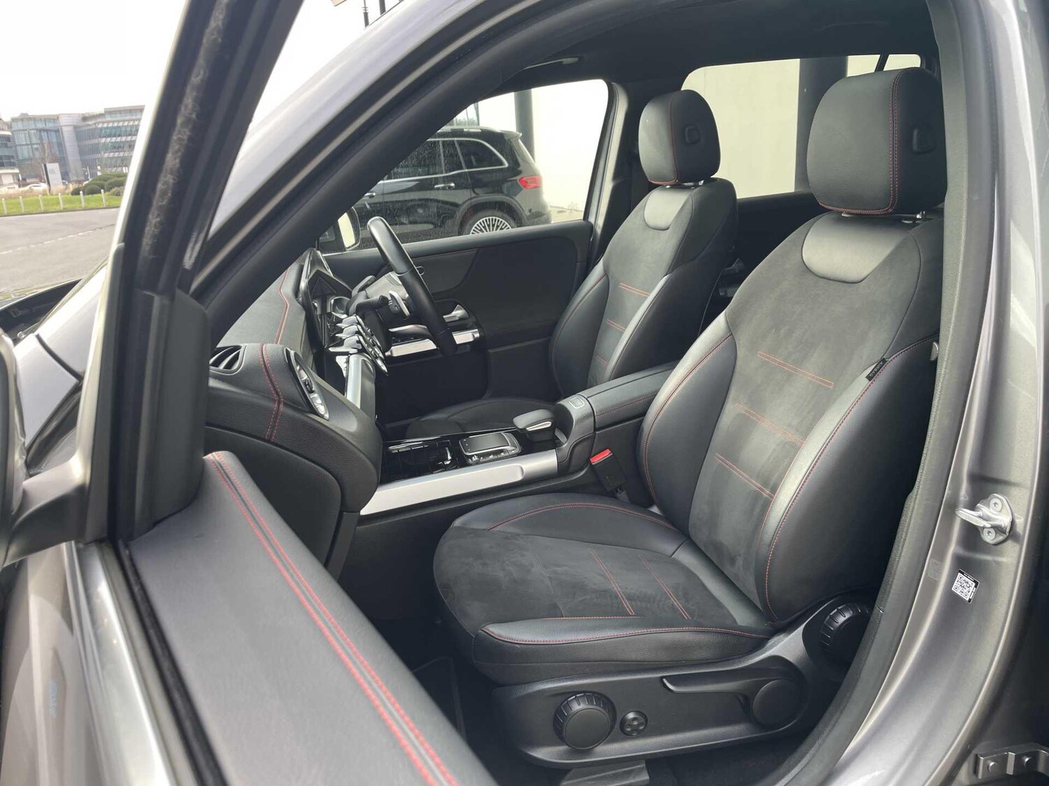 Used Mercedes-Benz EQB 2022 for sale - 77599871: Photo 33