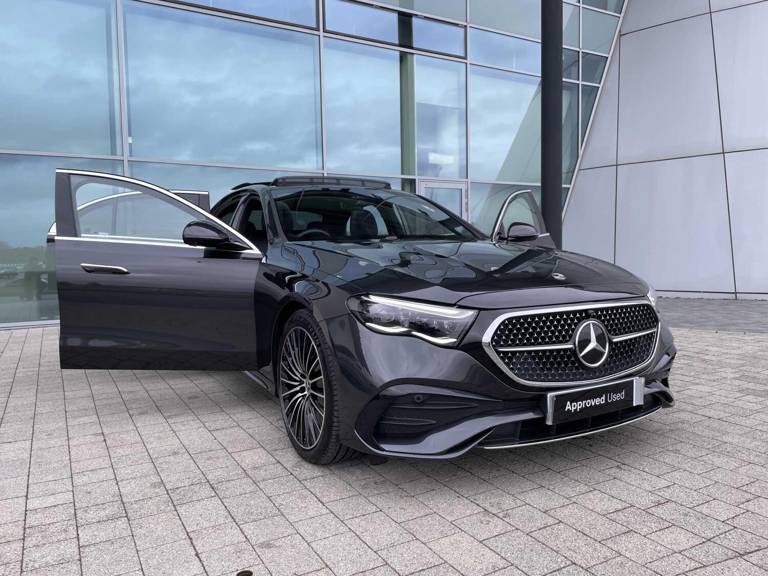 Used Mercedes-Benz E Class 2025 for sale - 77657968: Photo 25