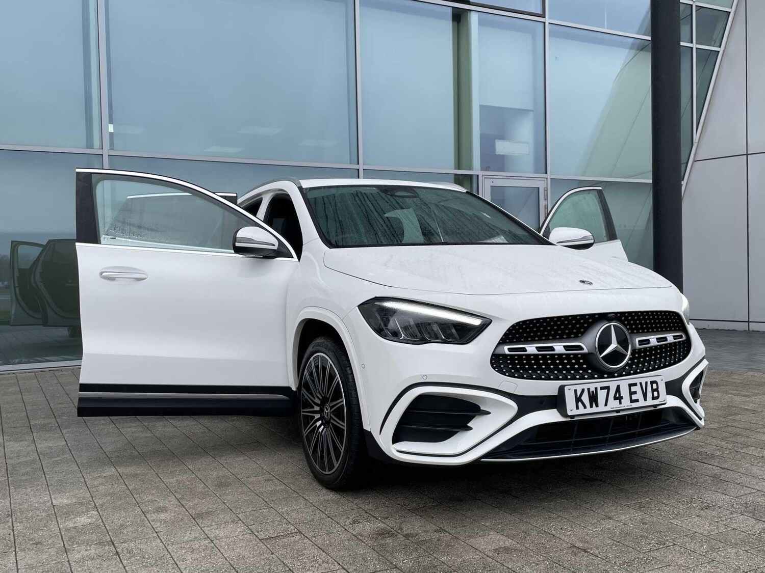 Used Mercedes-Benz GLA 2024 for sale - 77599866: Photo 25