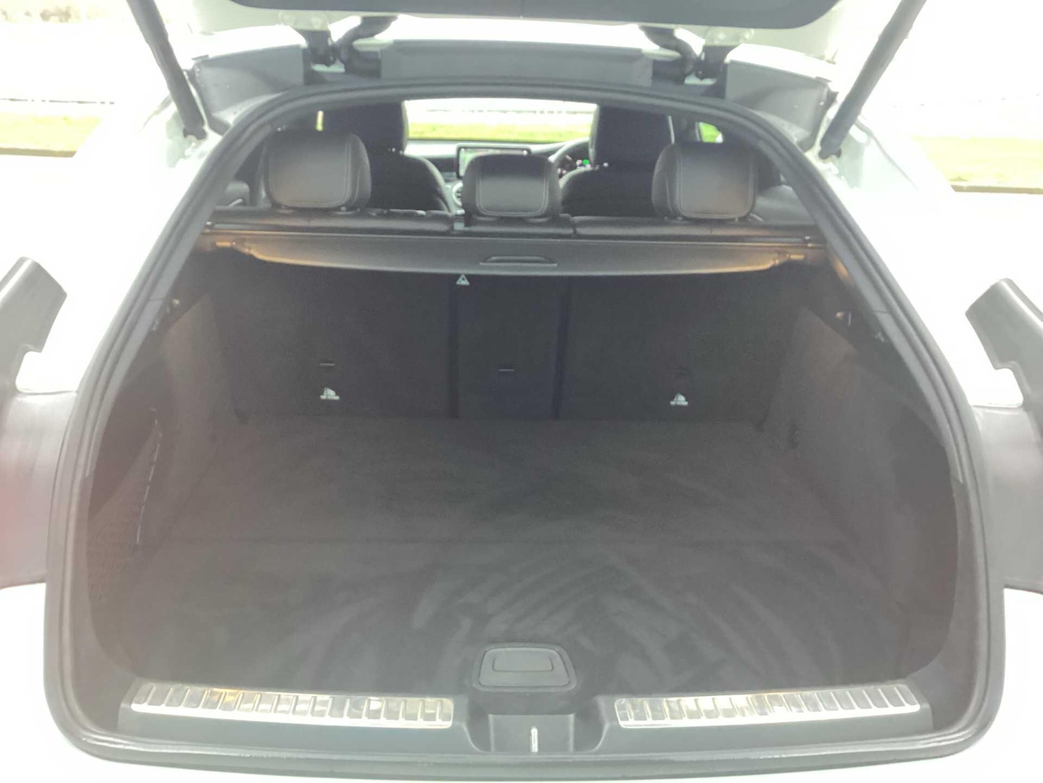 Used Mercedes-Benz GLC 2020 for sale - 77599905: Photo 10