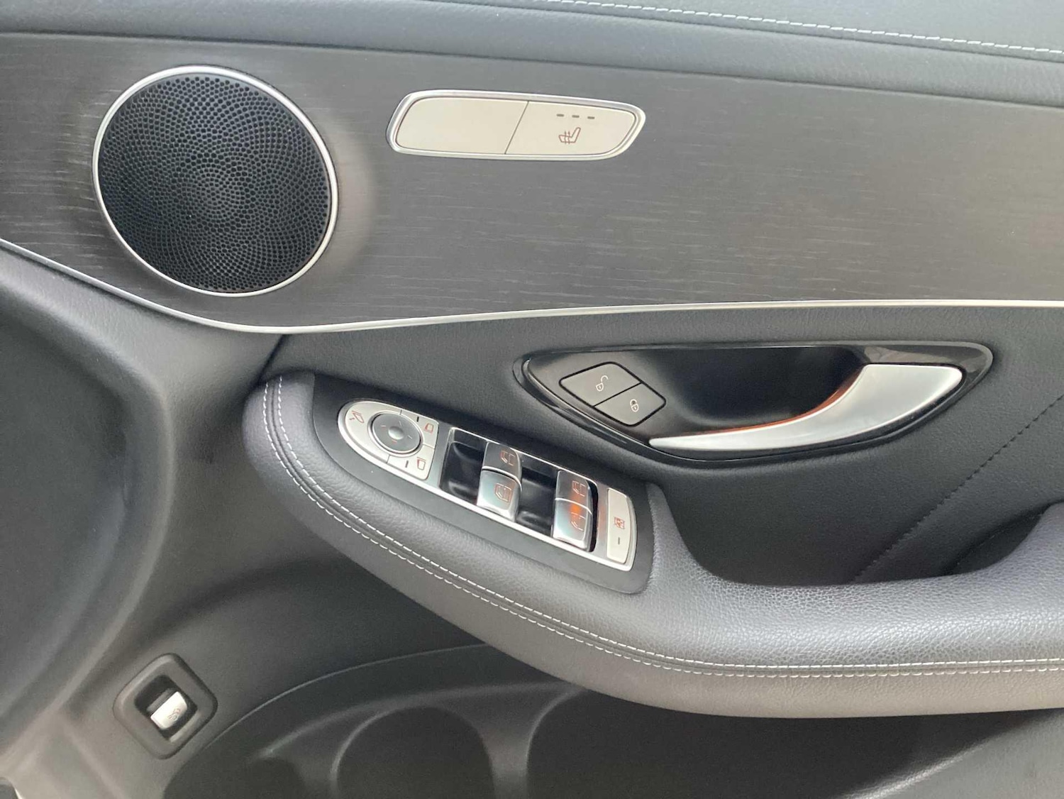 Used Mercedes-Benz GLC 2020 for sale - 77599905: Photo 15