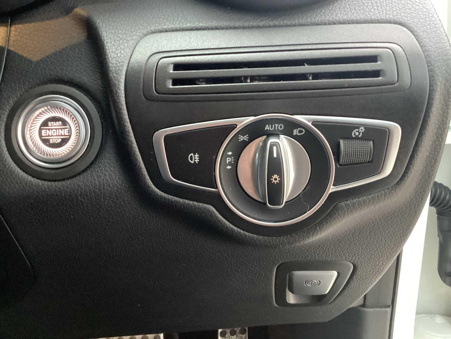 Used Mercedes-Benz GLC 2020 for sale - 77599905: Photo 16