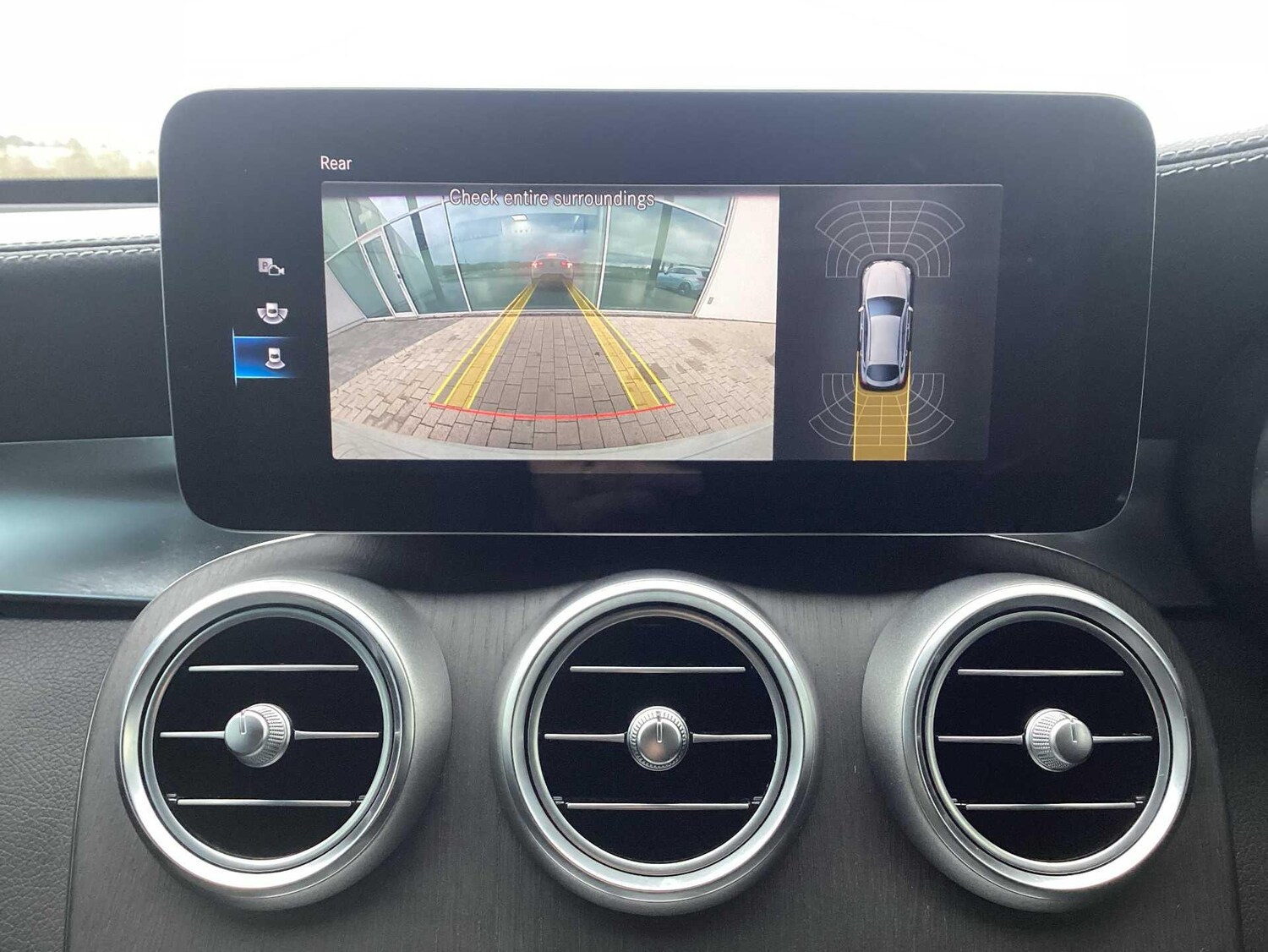 Used Mercedes-Benz GLC 2020 for sale - 77599905: Photo 23