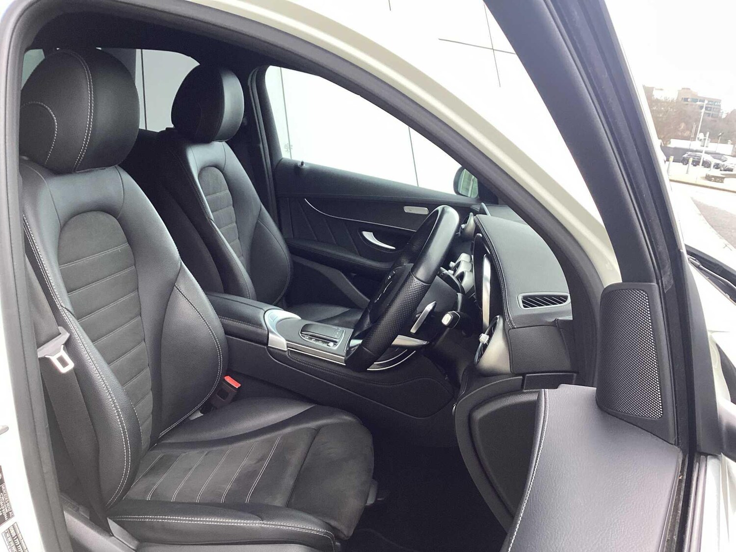 Used Mercedes-Benz GLC 2020 for sale - 77599905: Photo 30