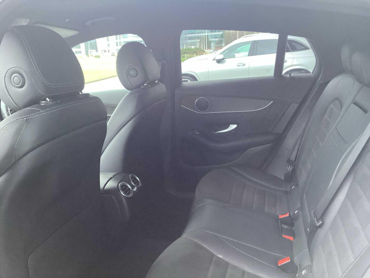 Used Mercedes-Benz GLC 2020 for sale - 77599905: Photo 33