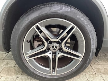 Used Mercedes-Benz GLC 2020 for sale - 77599905: Photo