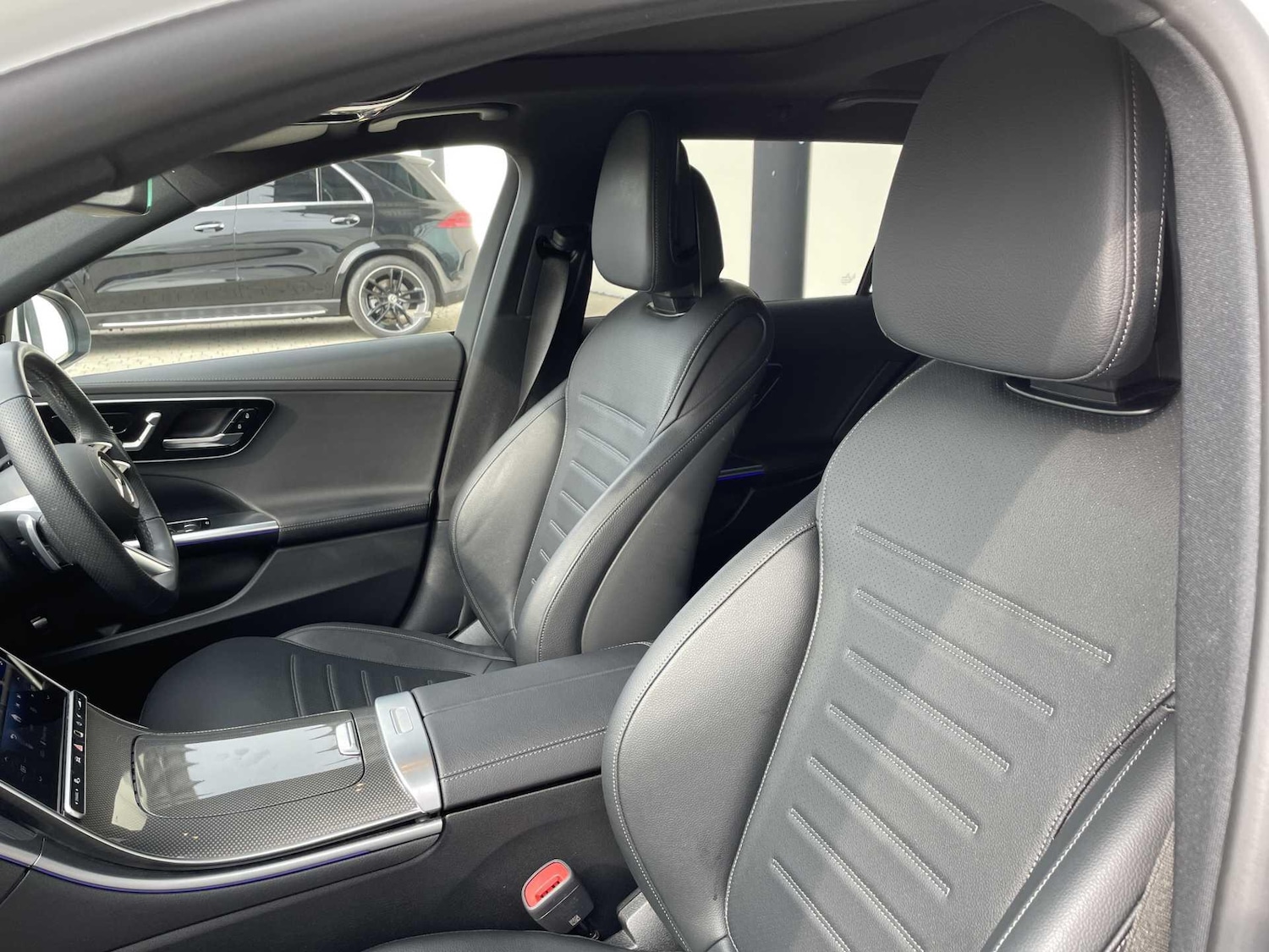 Used Mercedes-Benz C Class 2025 for sale - 77994103: Photo 7