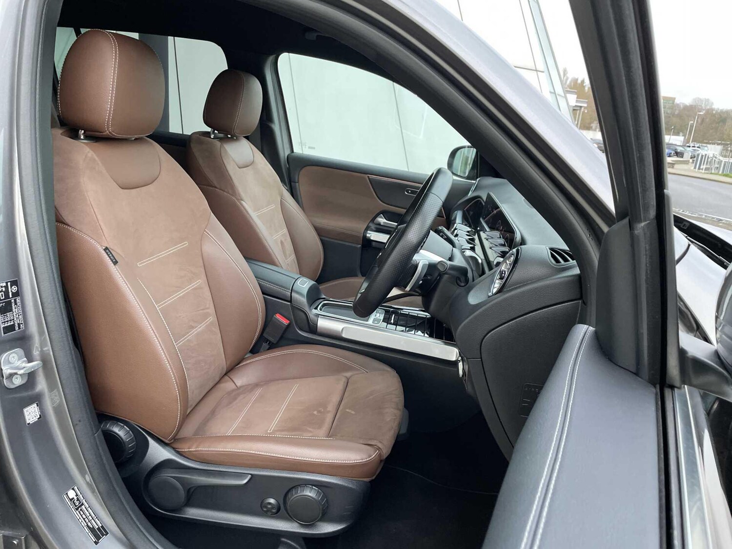 Used Mercedes-Benz GLB 2025 for sale - 77599912: Photo 28