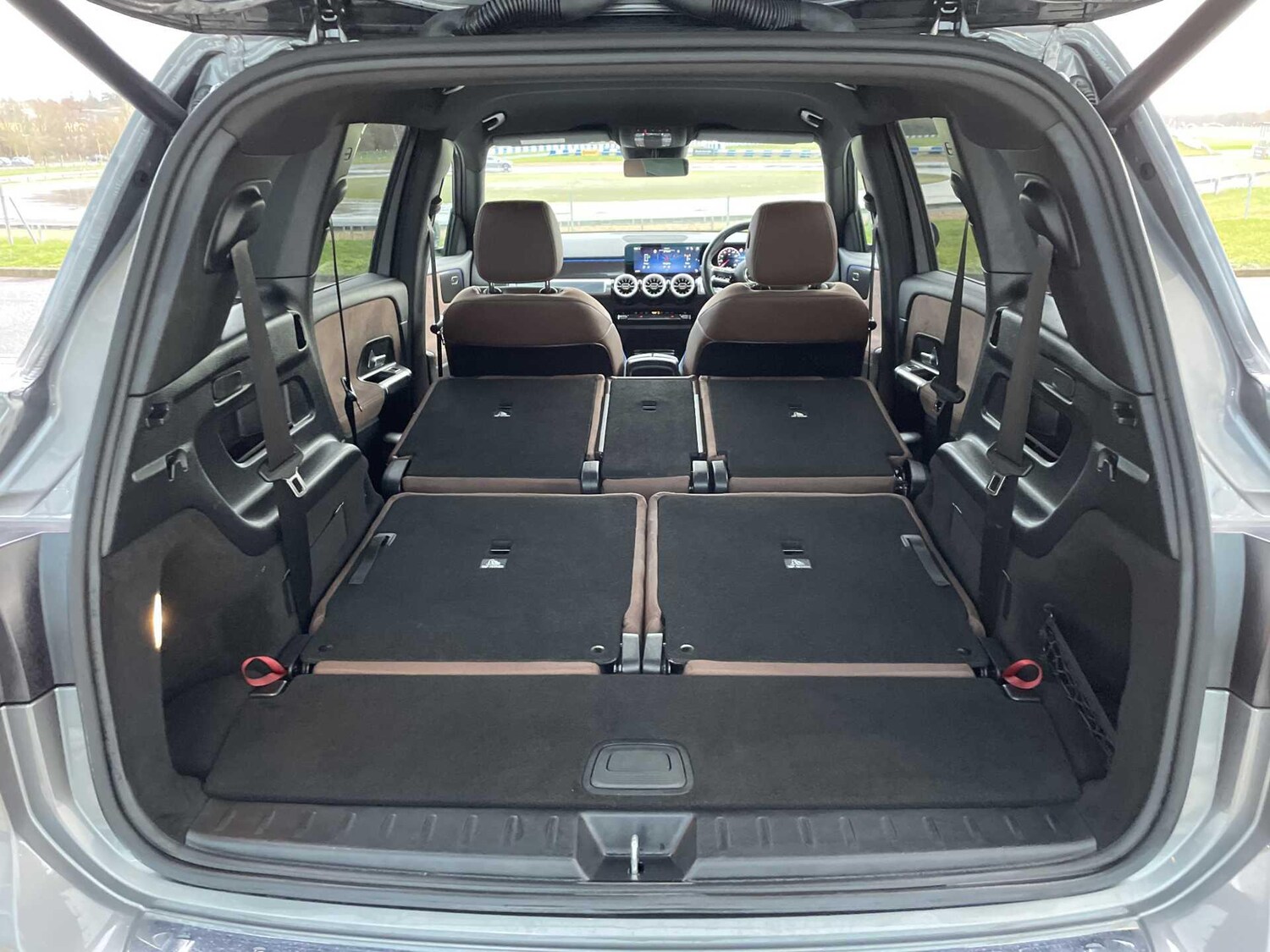 Used Mercedes-Benz GLB 2025 for sale - 77599912: Photo 35