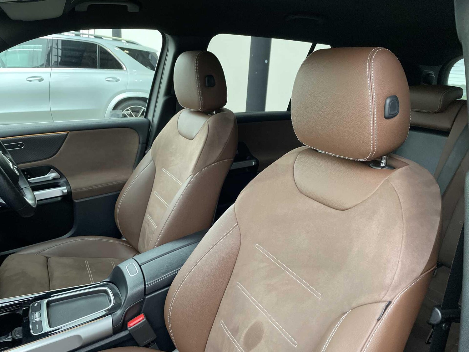 Used Mercedes-Benz GLB 2025 for sale - 77599912: Photo 7