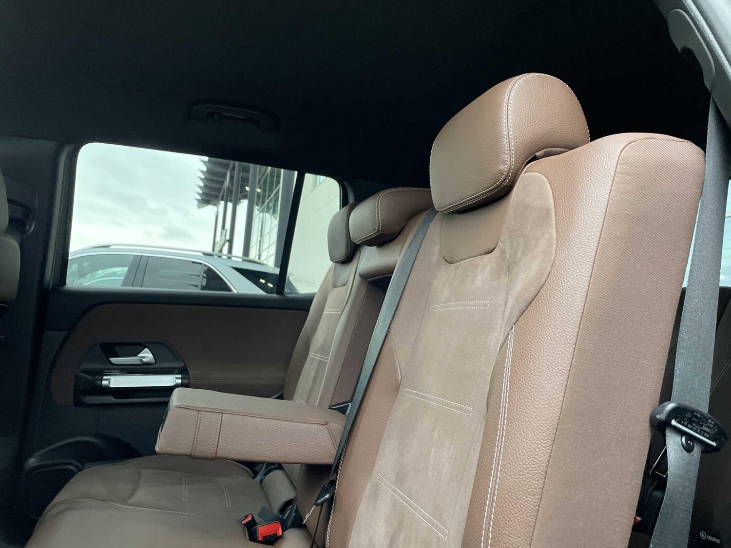 Used Mercedes-Benz GLB 2025 for sale - 77599912: Photo 8