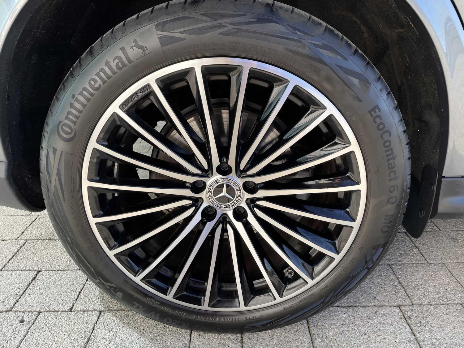 Used Mercedes-Benz GLC 2023 for sale - 77939422: Photo 3