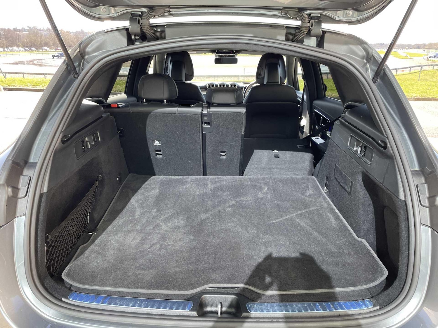 Used Mercedes-Benz GLC 2023 for sale - 77939422: Photo 38