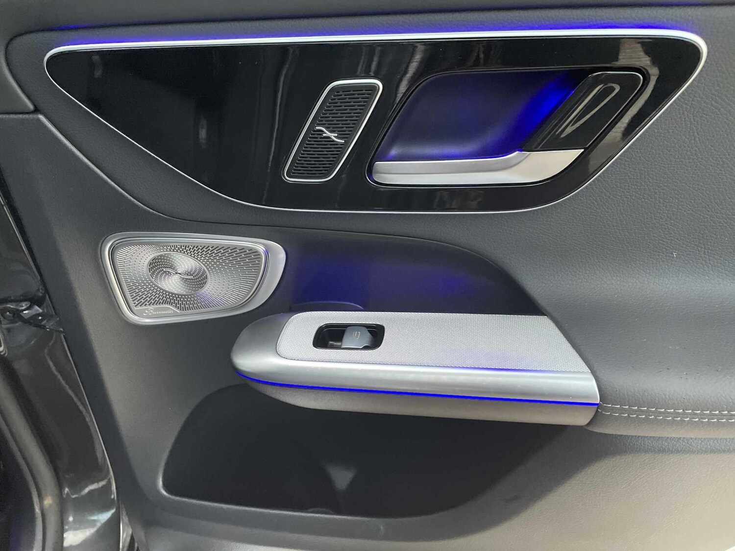 Used Mercedes-Benz GLC 2025 for sale - 77599875: Photo 12