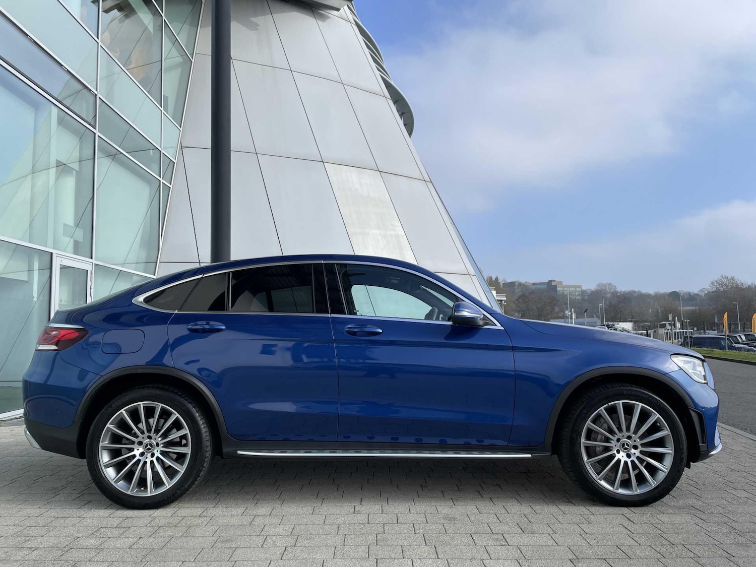 Used Mercedes-Benz GLC for sale - 77769345: Photo 2