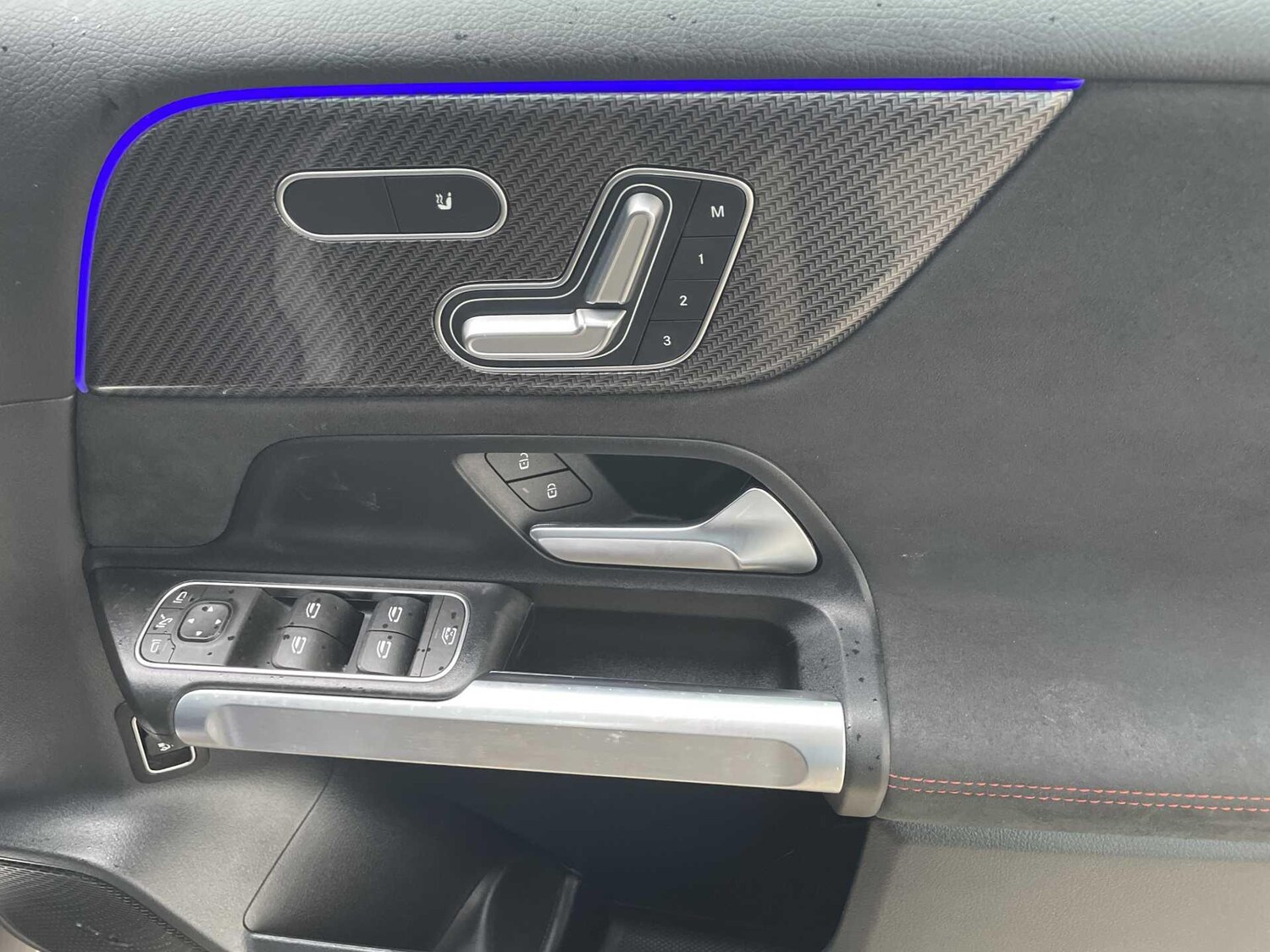 Used Mercedes-Benz GLB 2025 for sale - 77599920: Photo 16