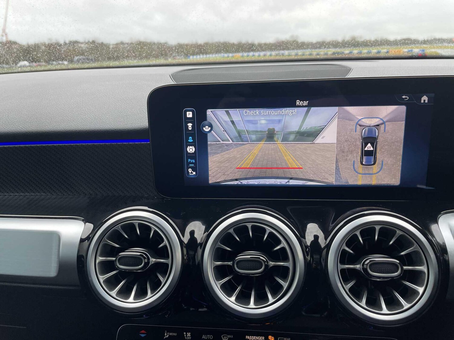 Used Mercedes-Benz GLB 2025 for sale - 77599920: Photo 24