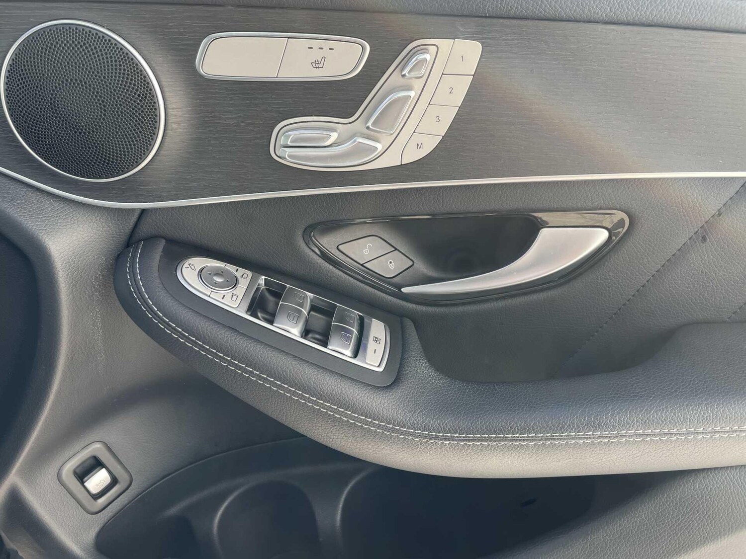 Used Mercedes-Benz GLC 2022 for sale - 78034392: Photo 15